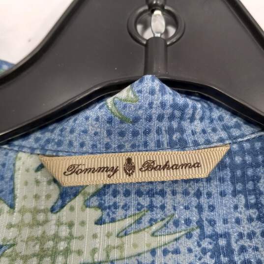 Men's Tommy Bahama Button Down Shirt Size Medium w/ Palm Tree image number 5