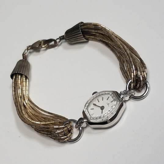 Unbranded Liquid Silver Banded Quartz Bracelet Watch image number 7