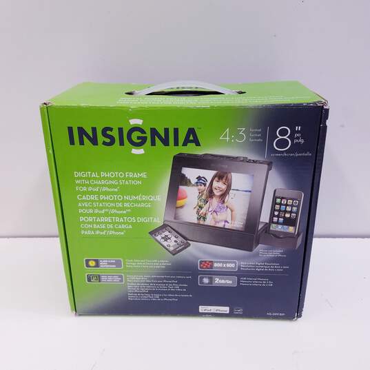 Insignia 8in. Digital Photo Frame Alarm Clock image number 11