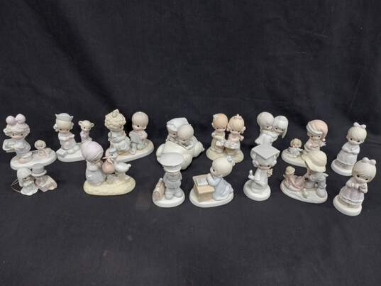 15pc Set of Assorted Precious Moment Figurines image number 1