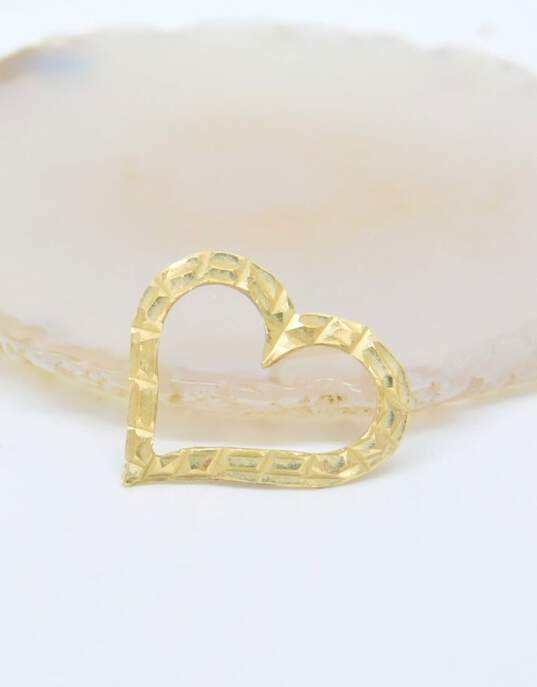 14K Yellow Gold Textured Open Heart Pendant 0.7g image number 4