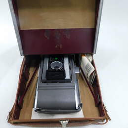 Polaroid J66 Electric Eye Land Camera With Original Case alternative image
