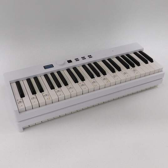 Sonart Brand White Digital Foldable USB Keyboard/Piano w/ Soft Carrying Case image number 2
