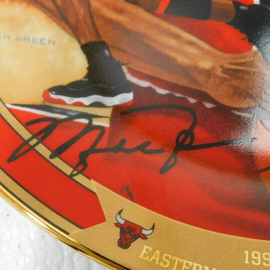 Michael Jordan "The Sweep" Bradford Exchange Plate w/ COA image number 3
