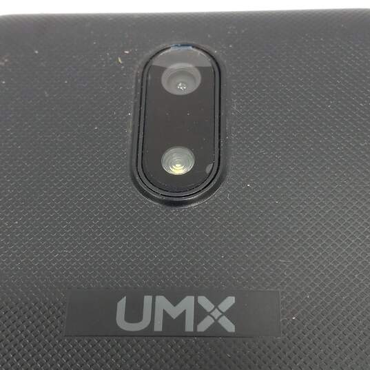 UMX Model: U696CL Cell Phone image number 3