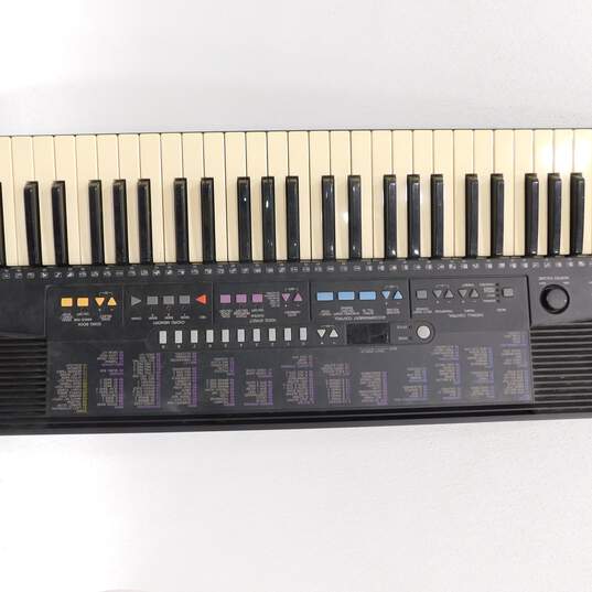 VNTG Yamaha Brand PSR-210 Model Electronic Keyboard/Piano w/ Power Adapter image number 3