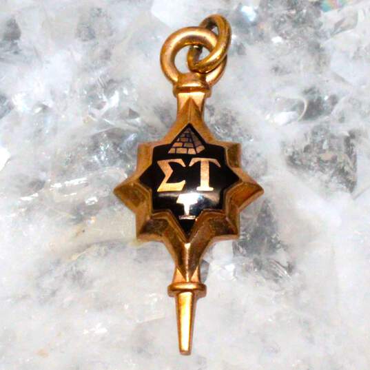 Vintage 10K Yellow Gold Fraternity Pendant - 2.93g image number 1