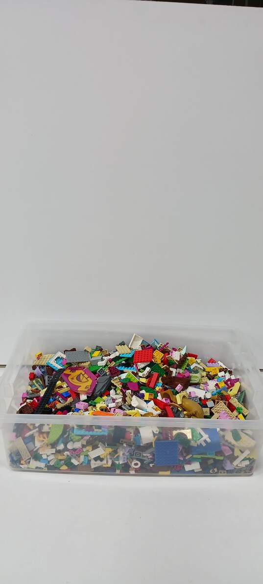 10 lbs of Assorted Lego Pieces image number 2