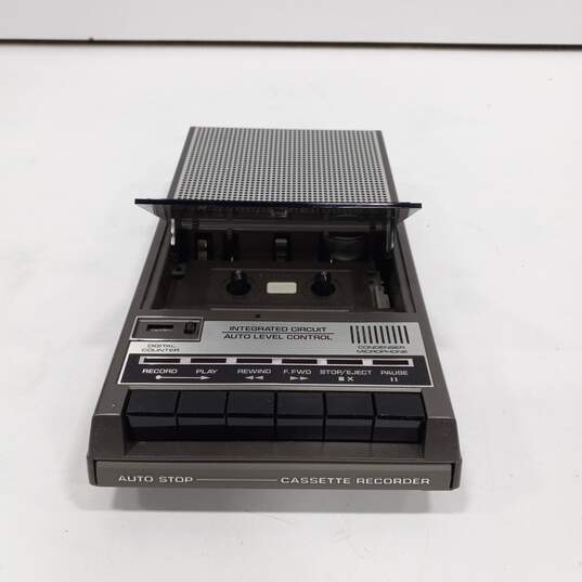 Vintage General Electric AC/DC Cassette Recorder 3-5159 w/Box image number 2
