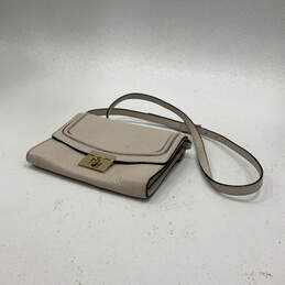 Womens Merrick Everett Beige Leather Pockets Adjustable Strap Crossbody Bag alternative image