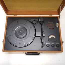 Crosley Collector's Edition Radio/Turntable Model CR50BT-SOLD AS IS, NO POWER CABLE alternative image
