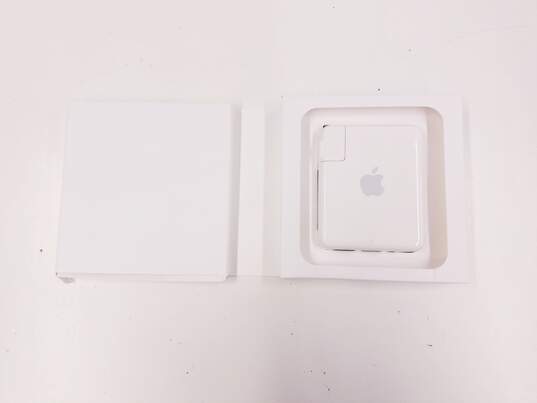 Bundle of 3 Apple Products image number 16