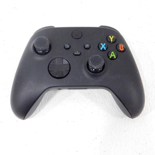 Microsoft Xbox Series X/S Wireless Controller Black image number 1