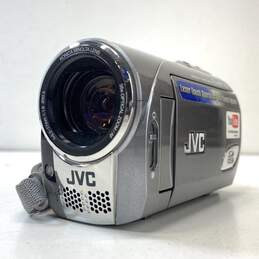 JVC Everio GZ-MS100U Camcorder