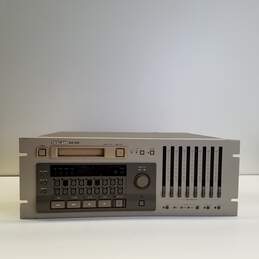 Tascam DA-88 8 Channel Digital Multitrack Audio DTRS Player/Recorder DAT alternative image
