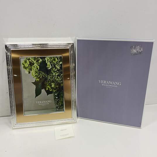 Vera Wang Wedgwood With Love Gold Photo Frame IOB image number 1