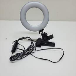APC USB-A Clip-On Ring LED light UNTESTED