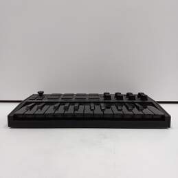 AKAI Professional MPK Mini  MK3 MIDI Keyboard Controller w/8 Drum Pads alternative image