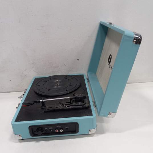 1 by One Vintage Turquoise Portable Record Turntable image number 3
