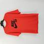 Nike Men T Shirt L Red image number 2