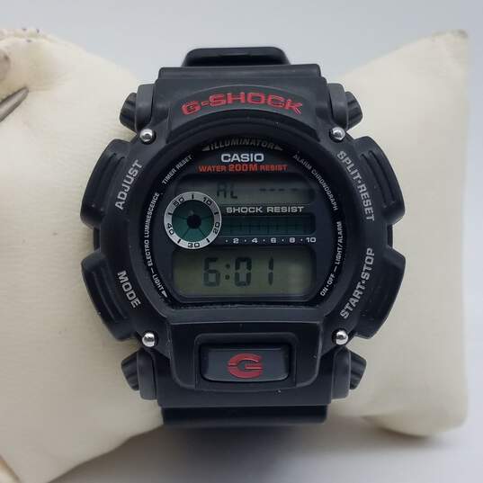 Casio G-Shock DW 9852 44mm WR 200M Shock Resist Chrono Sports Watch 52g image number 2
