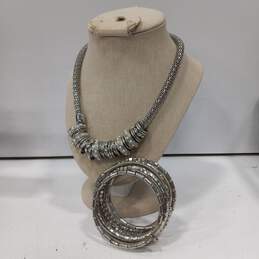 Bundle of Assorted Silver Tone Fashion Costume Jewelry alternative image