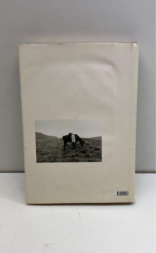 Linda McCartney Life in Photographs by Taschen Publishing (Hard Cover) image number 2