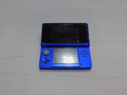 Nintendo 3DS Handheld For Parts/Repair alternative image