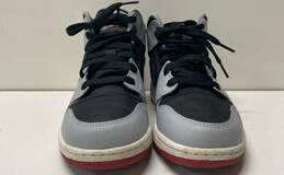 Nike Air Jordan 1 Mid Sneakers Grey 7 alternative image