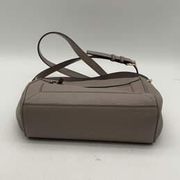 Womens Gray Leather Adjustable Strap Zipper Pocket Crossbody Bag alternative image