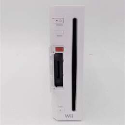 Nintendo Wii Console W/ 2 Controllers alternative image