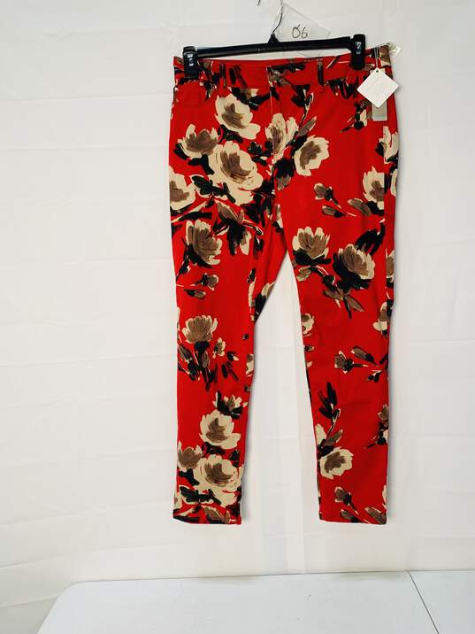 Women's Red Floral Chico's Jeggings Size: 1.5P image number 4