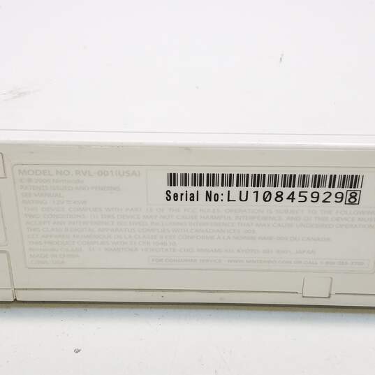 Nintendo Wii Console For Parts or Repair image number 6