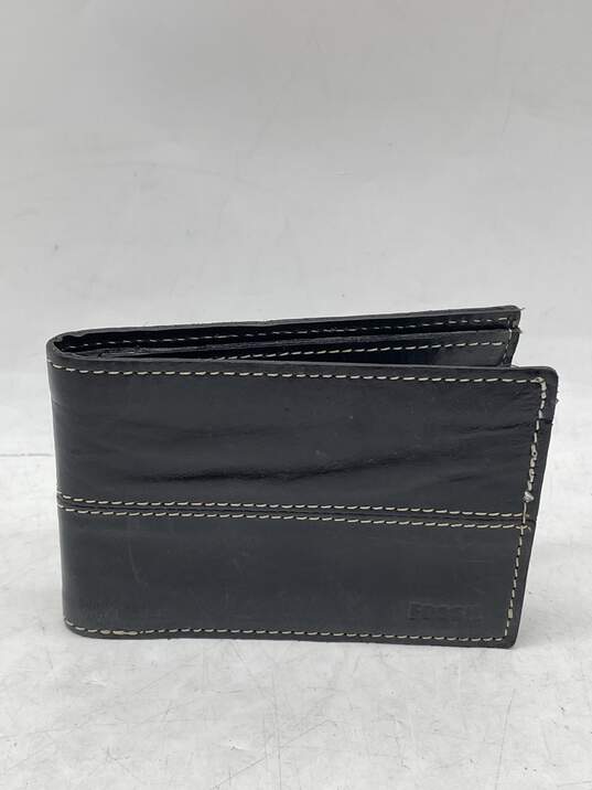 Mens Black Leather Credit Card Inner Pockets Slim Bifold Wallet W-0557507-J image number 1