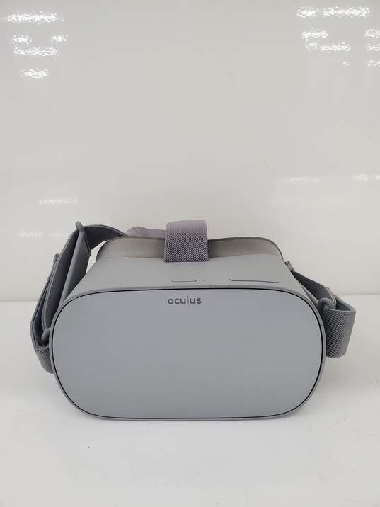 Oculus Go Standalone Virtual Reality Headset only Untested image number 1