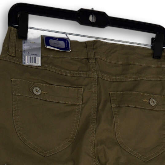 NWT Womens Tan Flat Front Stretch Pockets Straight Leg Capri Pants Size 6 image number 4