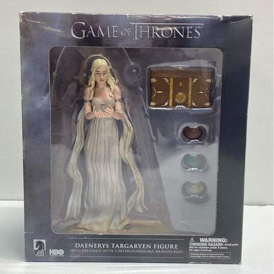 2014 Dark Horse Deluxe Game Of Thrones (Daenerys Targaryen) Figure image number 1
