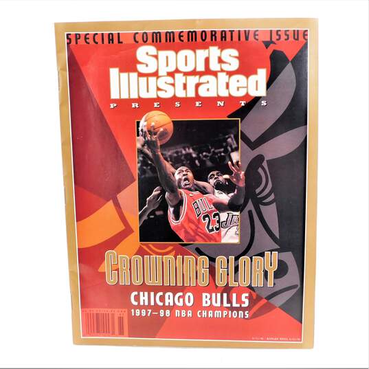 1997-98 Chicago Bulls Sports Illustrated Crowning Glory Jordan Pippen Rodman image number 1