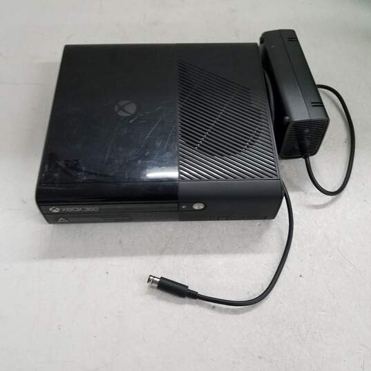Xbox 360 Elite Console with 250GB HDD image number 1