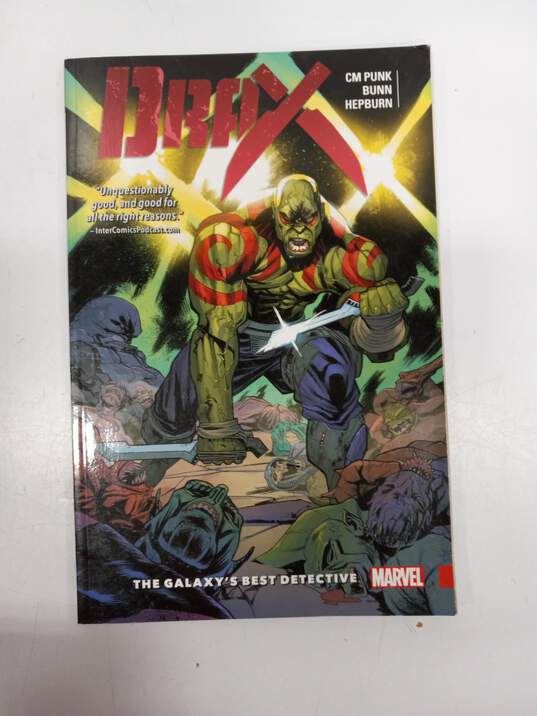 Bundle of 4 Assorted Marvel Graphic Novels image number 3