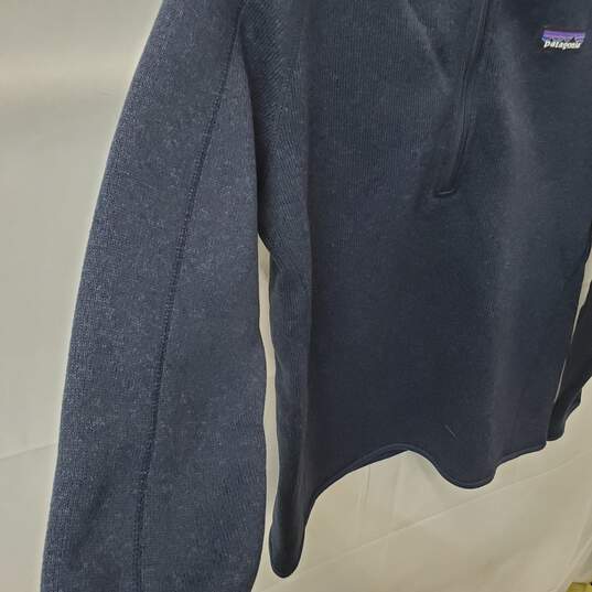 Patagonia 1/4 Zip Fleece Sweatshirt Size Medium Dark Blue image number 2