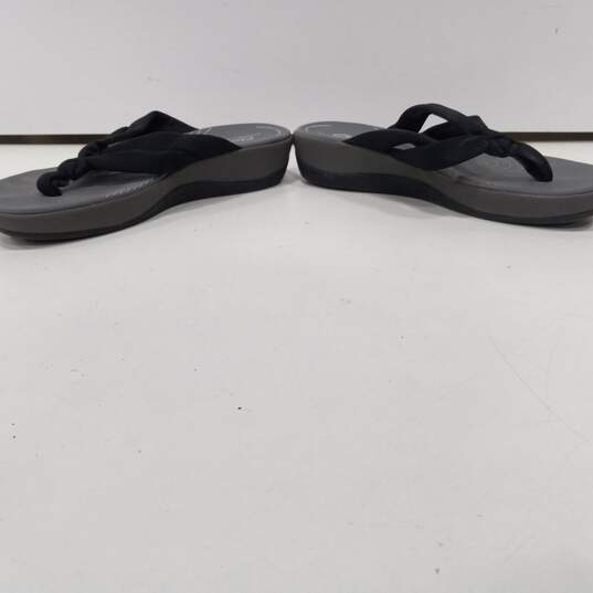 Clarks Women's Black Cloudsteppers Sandals Size 8 image number 2