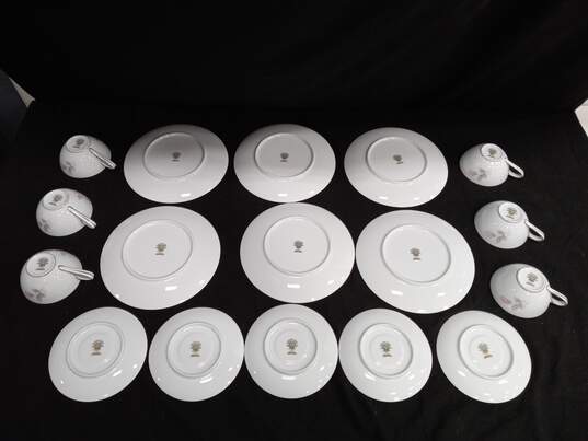 Noritake White w/ Floral Design China Dishes 17 Piece  Set image number 2