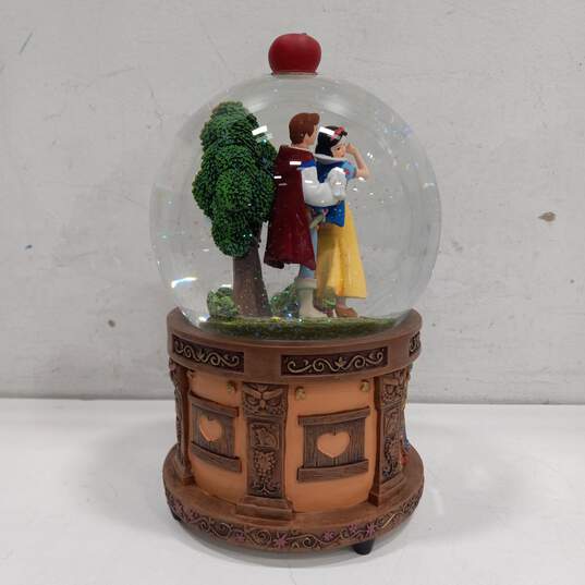 Disney Cinderella Music Box & Snow globe image number 3