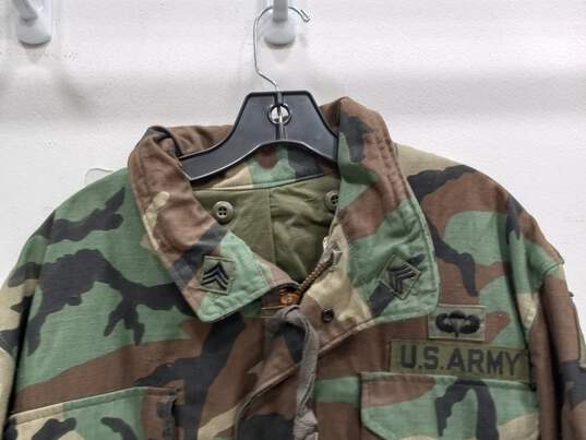 US Military Unisex Camouflage Coat Size Med-Short image number 4