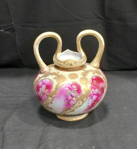 Vintage Nippon Hand Painted Gold Moriage Double Handle Vase image number 1