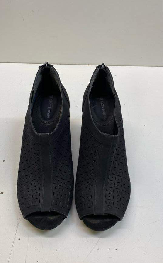 Giani Bernini Women's Black Ankle Boots Size 8.5 image number 5