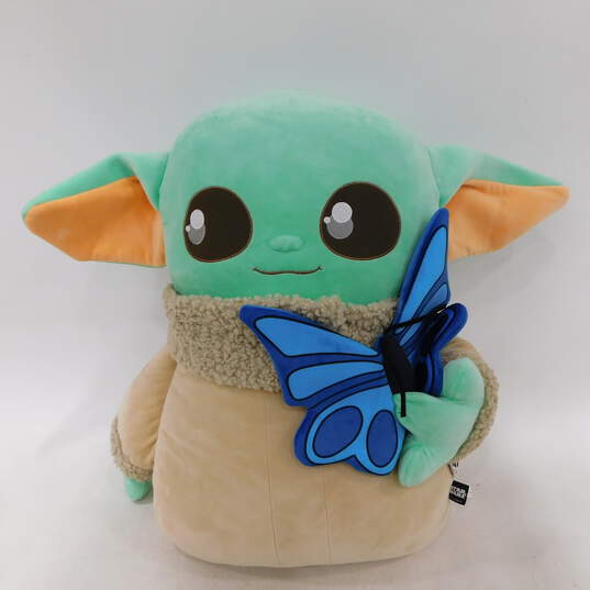 Star Wars The Mandalorian The Child Butterfly Plush 2021 image number 1