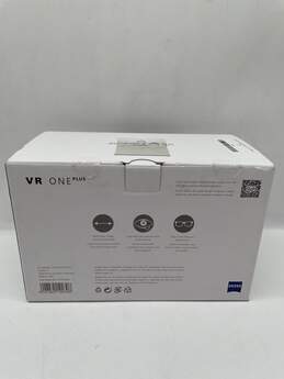 VR One Plus Version 2 ID 2174-931 White Virtual Reality Headset E-0540554-C alternative image