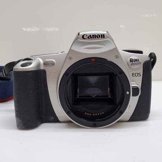Canon EOS Rebel 2000 35mm Camera Body For Parts/Repair AS-IS image number 2